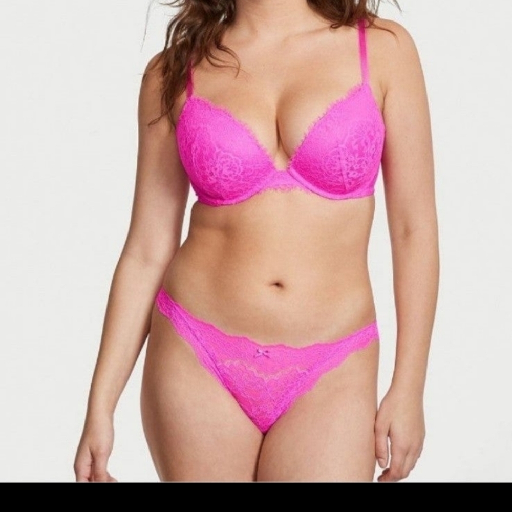 Victoria's Secret Dream Angles Bra and Panty Set Pink